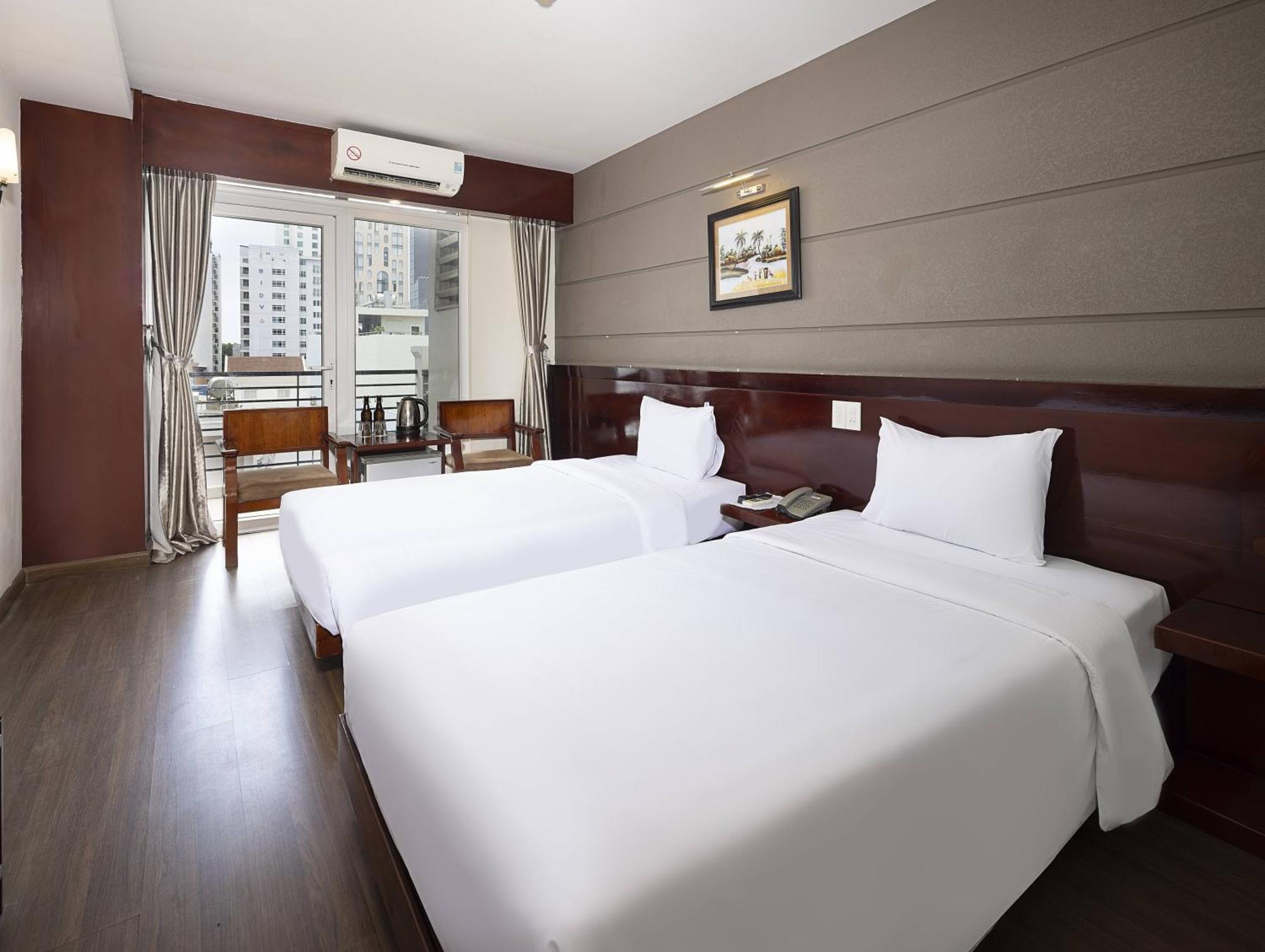 Wintersea Hotel Нячанг Екстер'єр фото