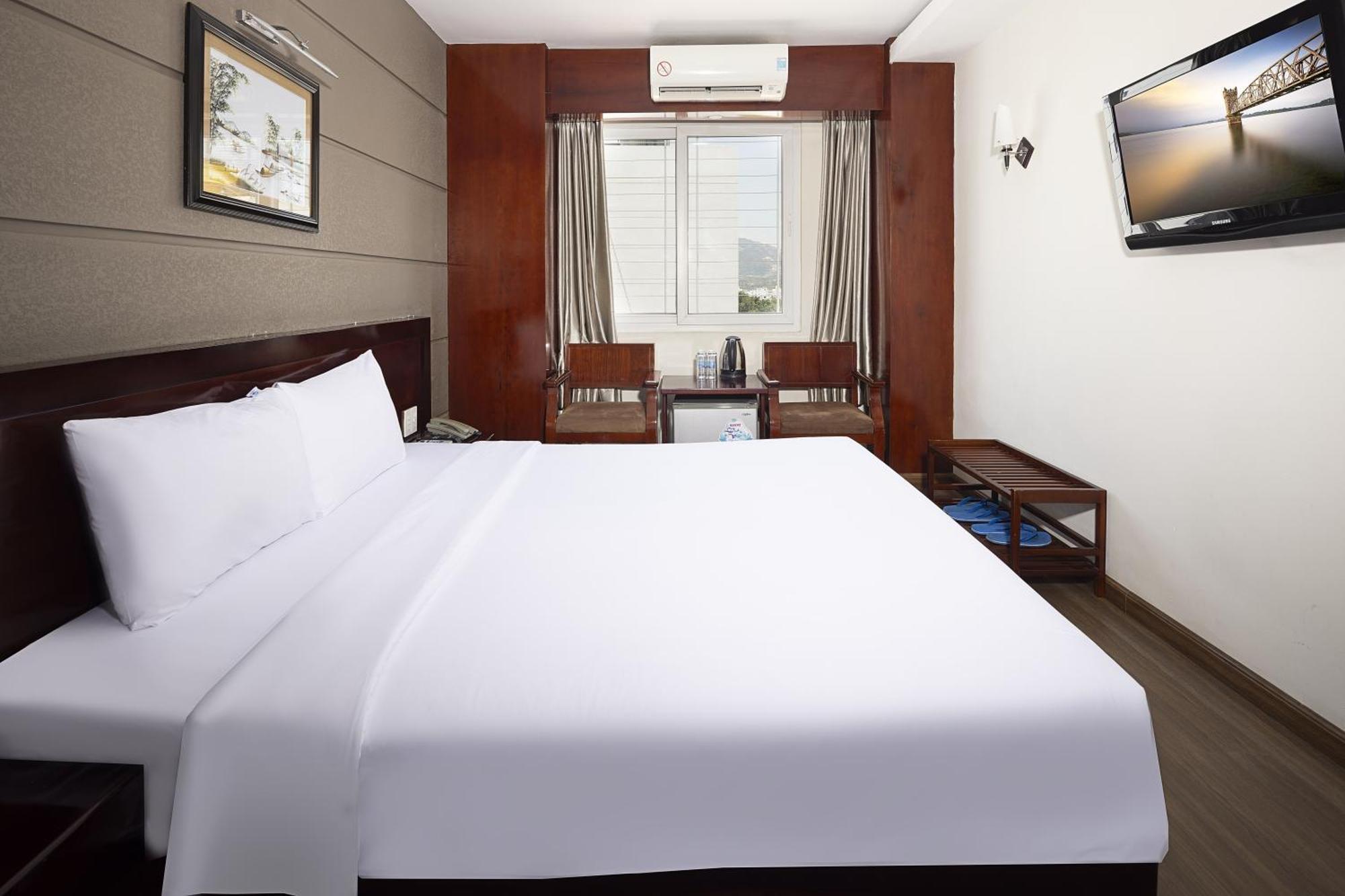 Wintersea Hotel Нячанг Екстер'єр фото